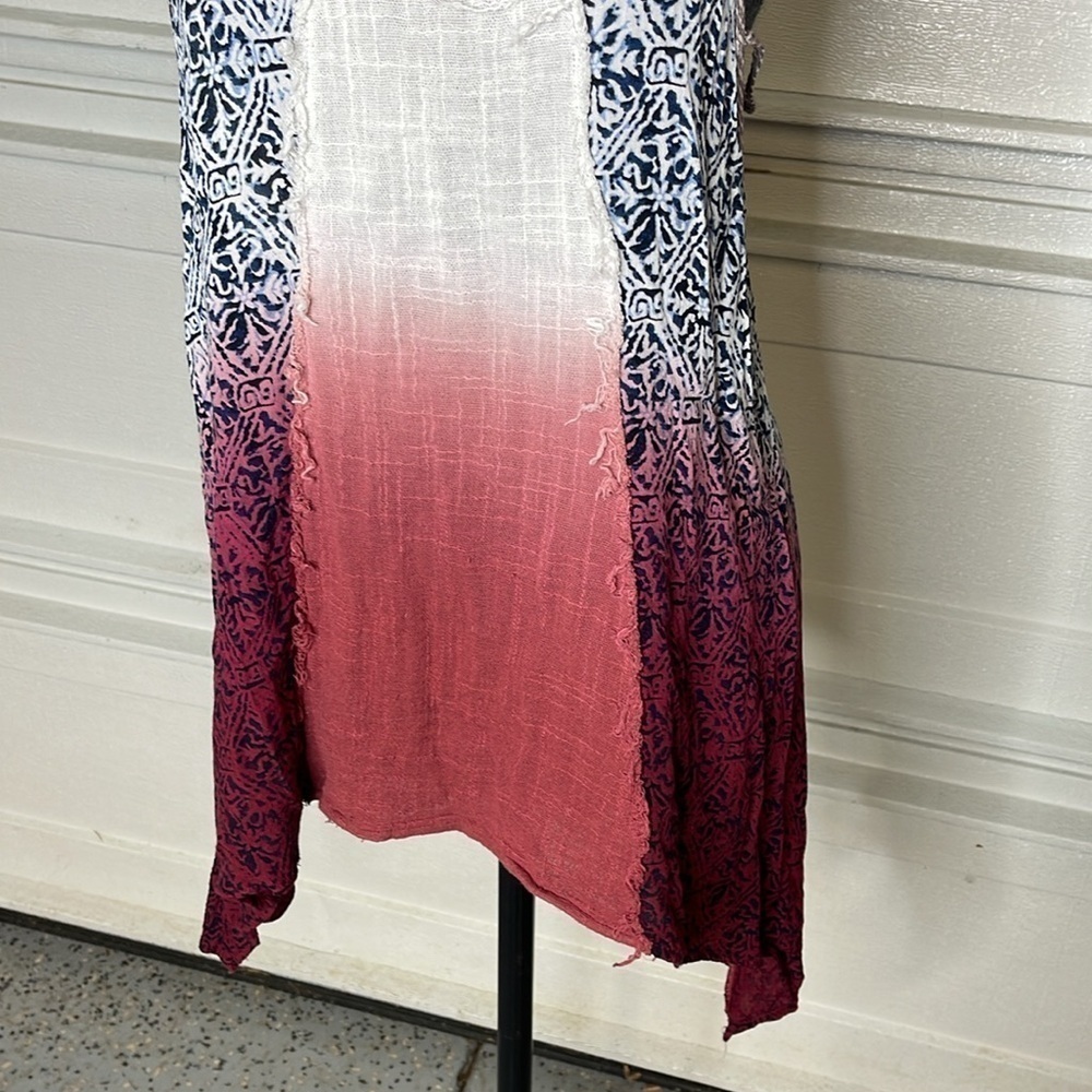 Gimmick Flowy Colorful tank Size Medium - Picture 5 of 8